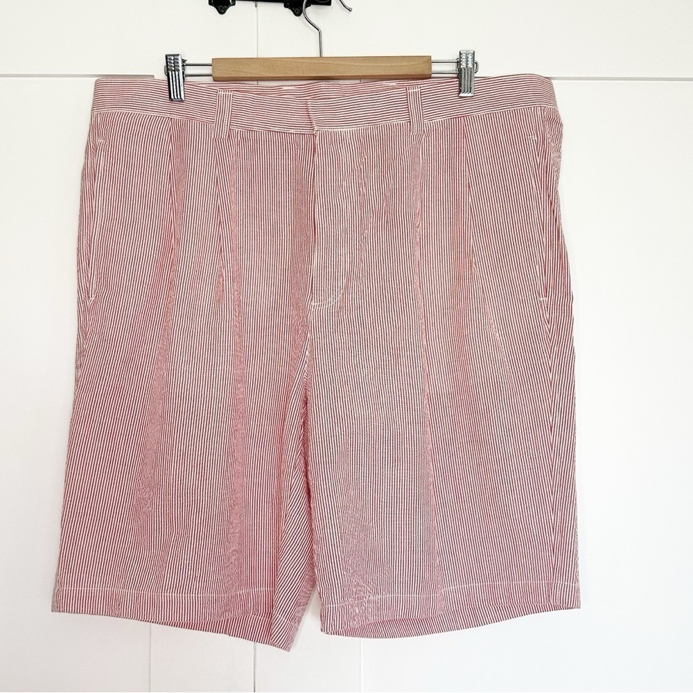 Cutter & Buck Golf chino Shorts 40 Red White Seersucker Pleated Front cotton